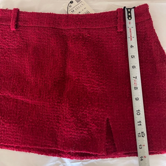 Zara Textured Mini Skirt - Picture 11 of 16